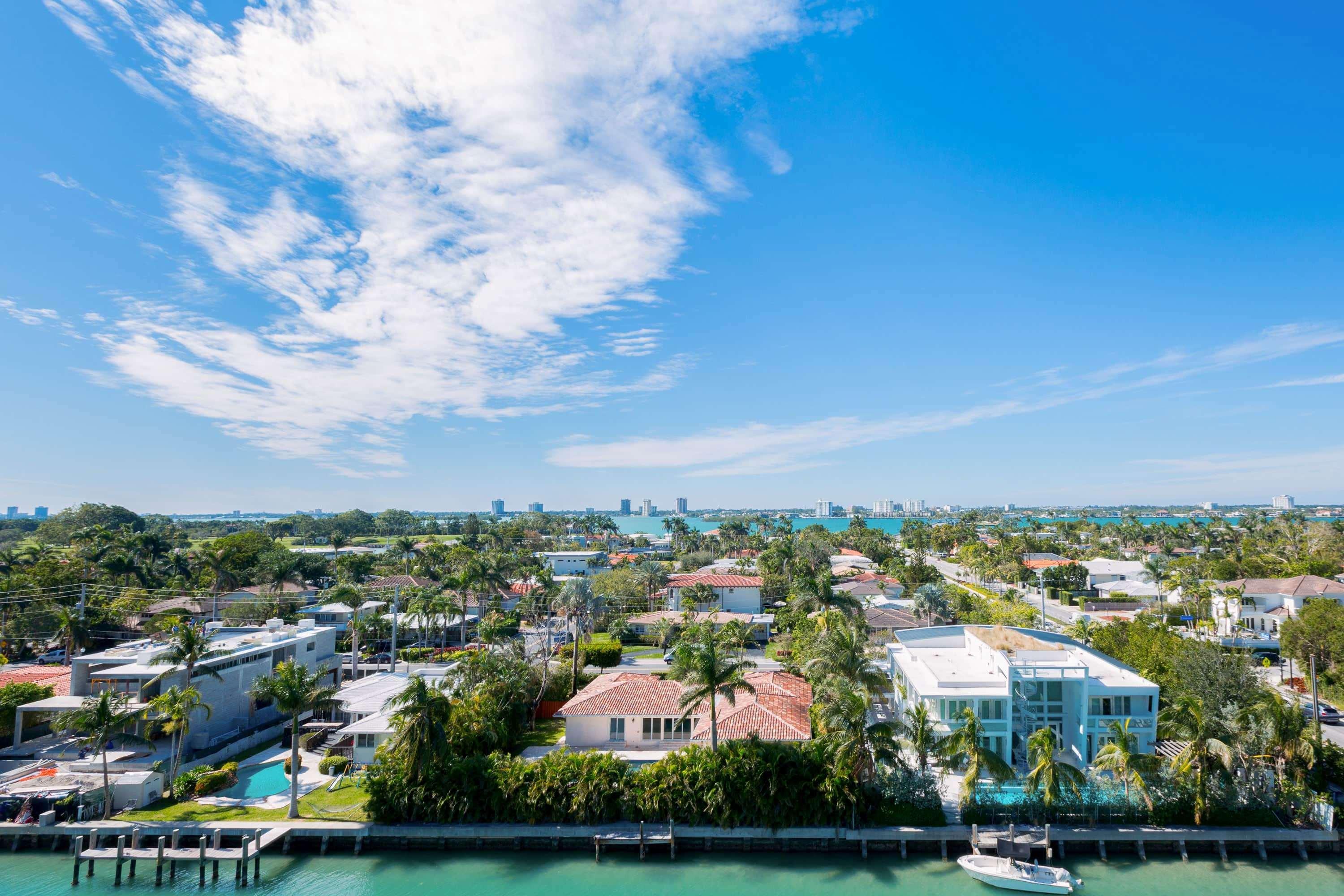 Tryp By Wyndham Miami Bay Harbor Hotel Bay Harbor Islands Exterior photo